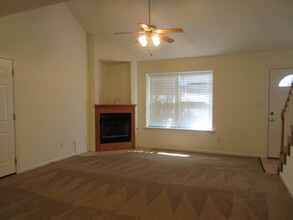 5001 Carrie Francke Dr in Columbia, MO - Building Photo - Building Photo