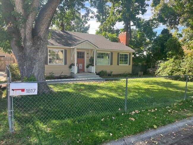 property at 1817 S Hervey St