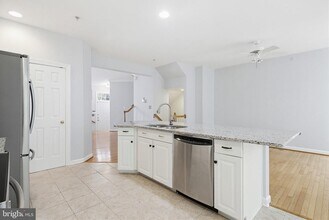 10635 Hillingdon Rd in Ellicott City, MD - Building Photo - Building Photo