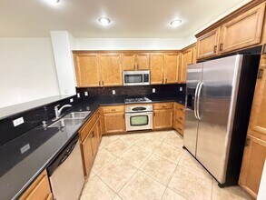 11428 Belmont Lake Dr in Las Vegas, NV - Building Photo - Building Photo