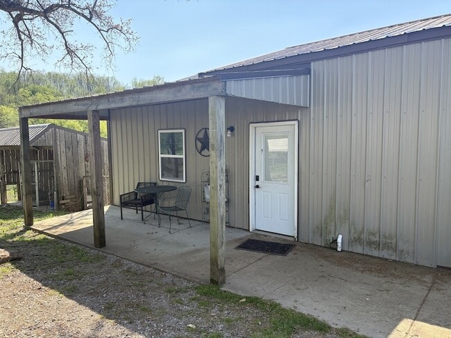 property at 6621 Fannie Daniels Rd