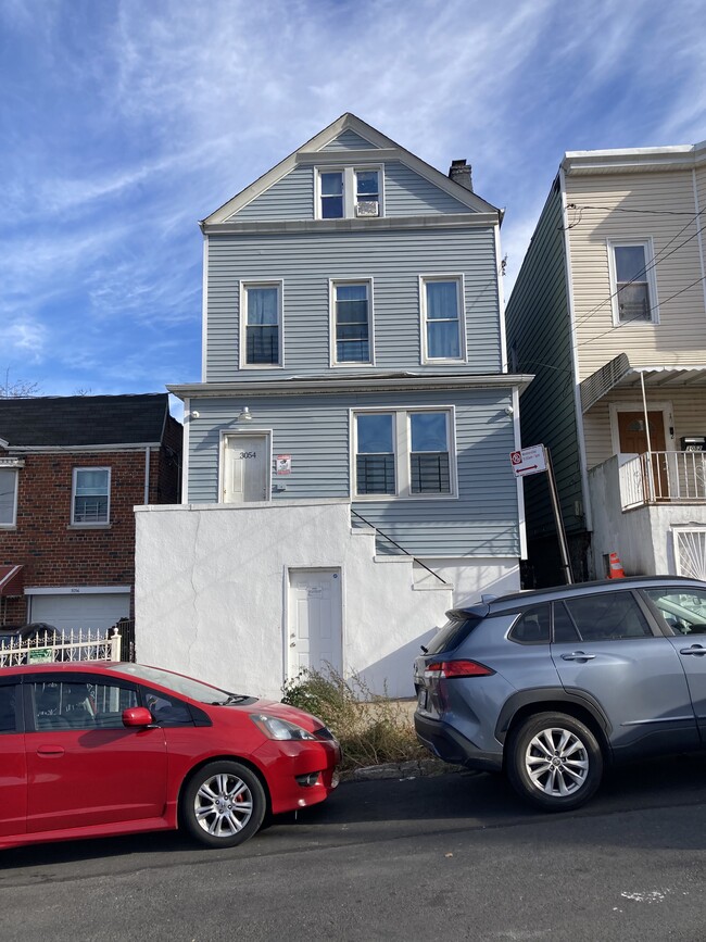 3054 Barker Ave, Unit 2