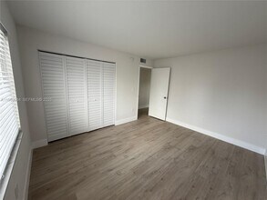 3626 NE 168th St in North Miami Beach, FL - Building Photo - Building Photo