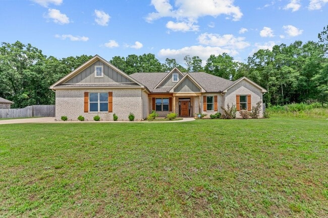 property at 601 Fountain Crest Dr