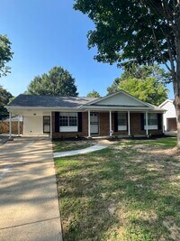 2177 Cedar Point Cove