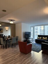 1625 Lincoln Av in Montréal, QC - Building Photo - Building Photo