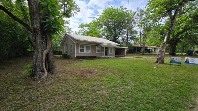 299 Francis St in Hawkins, TX - Building Photo - Building Photo