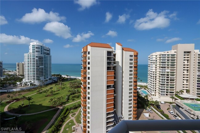 4255 Gulf Shore Blvd N in Naples, FL - Building Photo - Building Photo