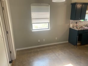 1813 N Chambers Ave in Claremore, OK - Building Photo - Building Photo