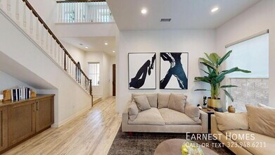 20607 W Chestnut Cir in Los Angeles, CA - Building Photo - Building Photo