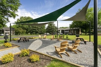 Magnolia Place Apartments in Franklin, TN - Foto de edificio - Building Photo