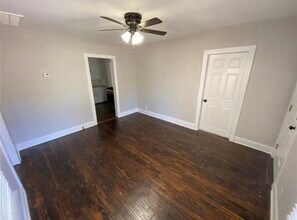 805 Bois D Arc St in Weatherford, TX - Building Photo - Building Photo