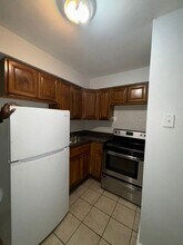290 Wainwright St, Unit 6 in Newark, NJ - Foto de edificio - Building Photo