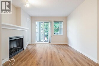 7330 Salisbury Ave in Burnaby, BC - Building Photo - Building Photo