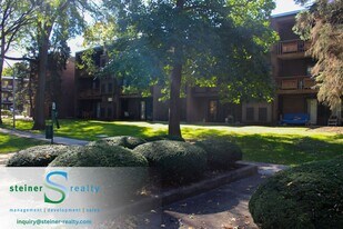 550 S Trenton Ave in Pittsburgh, PA - Building Photo