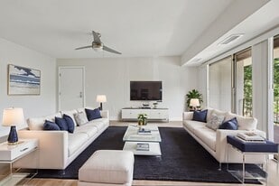 Lafayette Apartments in Alexandria, VA - Building Photo