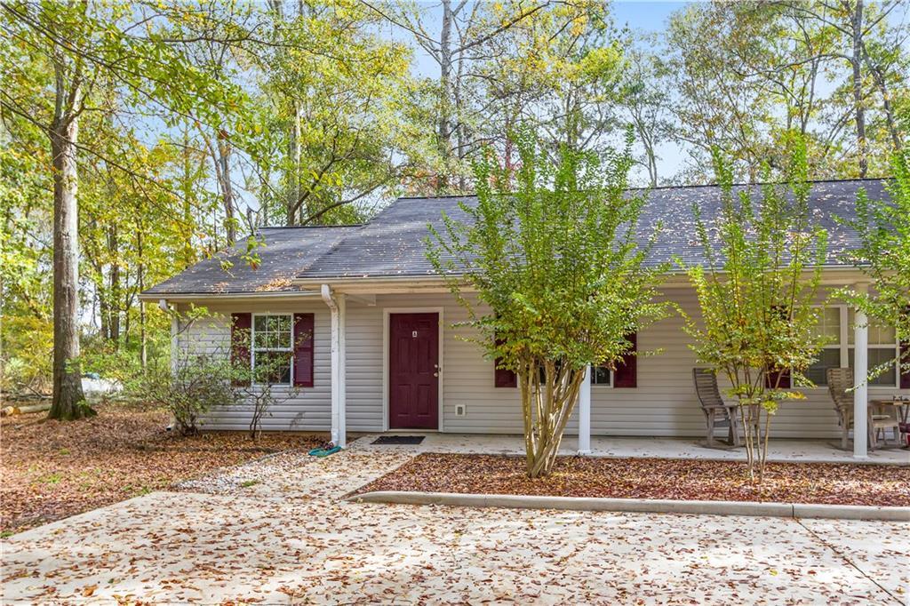 1727 Oak Grove Church Rd in Carrollton, GA - Building Photo
