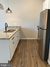 376 E Main St in New Holland, PA - Foto de edificio - Building Photo