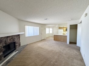 7937 Terrace Rock Way in Las Vegas, NV - Building Photo - Building Photo