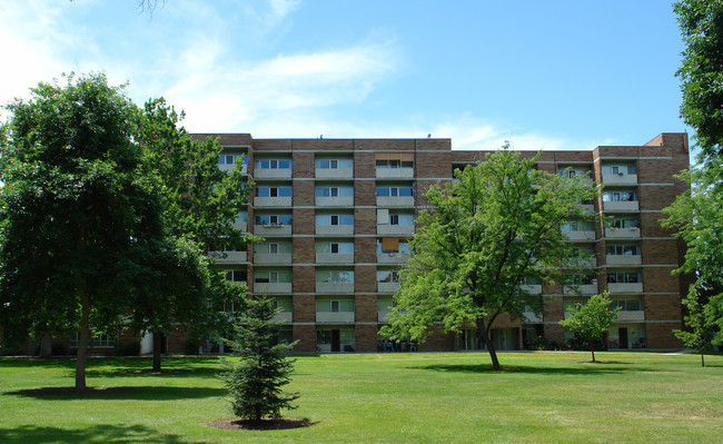 Capital Plaza Apartments