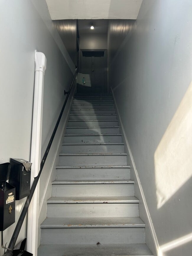 27 W Seminary St in Mercersburg, PA - Building Photo - Building Photo