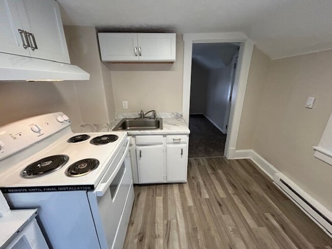 518 Lake Ave in Elyria, OH - Foto de edificio - Building Photo