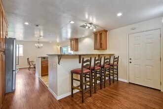 4869 Alondra Way in Carlsbad, CA - Building Photo - Building Photo
