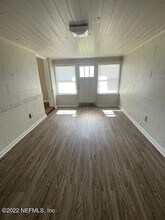 4737 Blount Ave in Jacksonville, FL - Building Photo - Building Photo