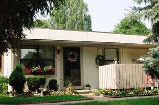 Willow Run in Madisonville, KY - Building Photo