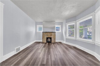 3209 W 92nd St in Cleveland, OH - Building Photo - Building Photo
