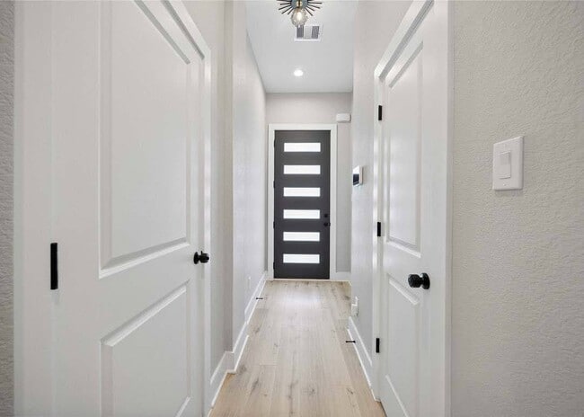 217 Pheasant St in Houston, TX - Building Photo - Building Photo