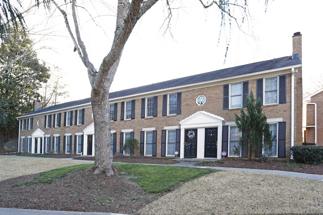 Carlyle Square in Atlanta, GA - Foto de edificio - Building Photo