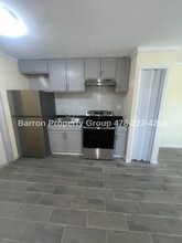 2375 Lincoln St, Unit B in Macon, GA - Building Photo - Building Photo