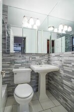 382 E 10th St in New York, NY - Building Photo - Building Photo
