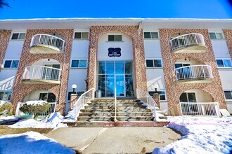 145 Kemp Cres in Stratford, ON - Building Photo - Building Photo