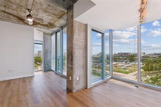 777 N Ashley Dr, Unit 502 in Tampa, FL - Building Photo - Building Photo