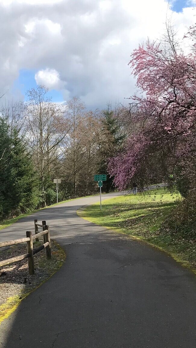 15821 NE Leary Way Rentals in Redmond, WA