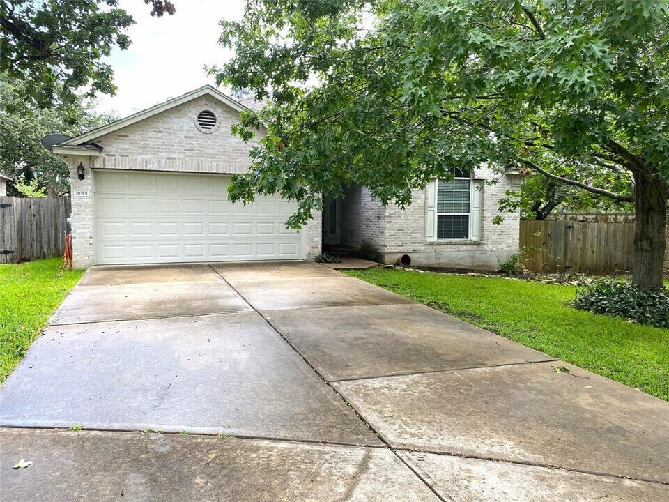 16501 Fowler Mill Cove in Austin, TX - Building Photo