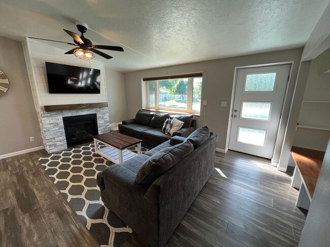 505 Deer Dr in Great Falls, MT - Building Photo - Building Photo