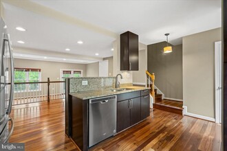 6562 Sand Wedge Ct in Alexandria, VA - Building Photo - Building Photo