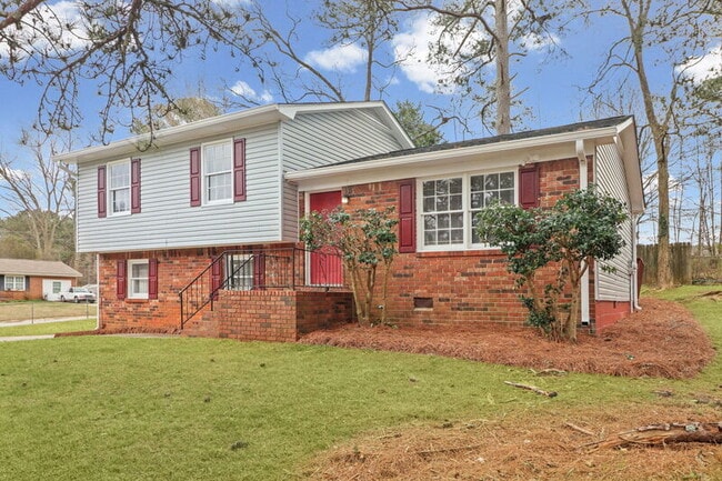 1697 Spoonbill Rd in Jonesboro, GA - Building Photo - Building Photo