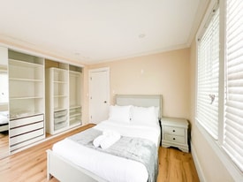 312 La France Ave in Alhambra, CA - Building Photo