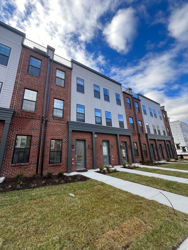 13292 Coalfield Station Ln in Midlothian, VA - Building Photo - Building Photo