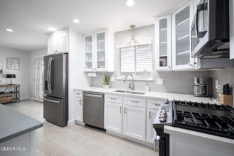 313 Coral Hills Rd in El Paso, TX - Building Photo - Building Photo