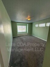 2892 W Rimbaud Ave in Coeur d'Alene, ID - Building Photo - Building Photo