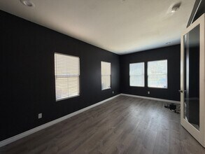 37101 Pergola Terrace in Palmdale, CA - Building Photo - Building Photo