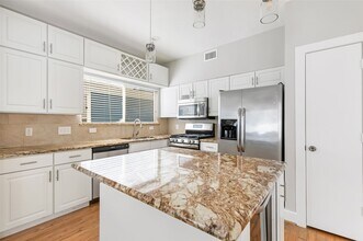 18631 Atasca Oaks Dr in Humble, TX - Building Photo - Building Photo