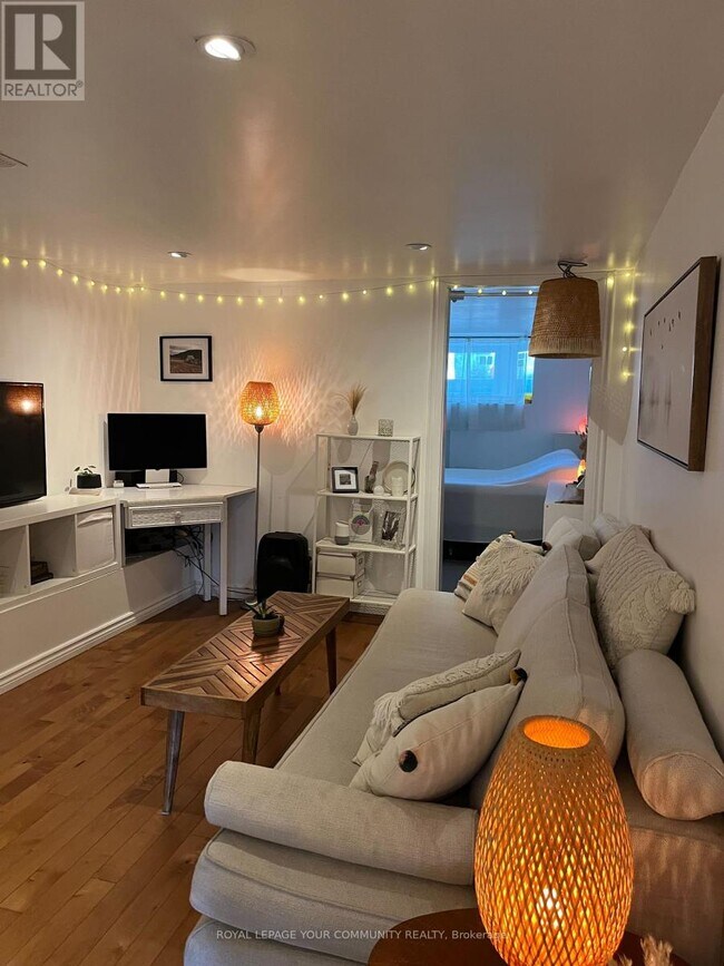 property at 92 Kenilworth Ave