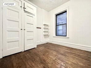 940 Amsterdam Ave in New York, NY - Building Photo - Building Photo