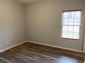 407 Shady Pk Cv in Oxford, MS - Building Photo